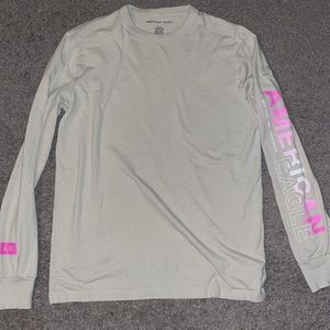 Long sleeve American eagle shirt.